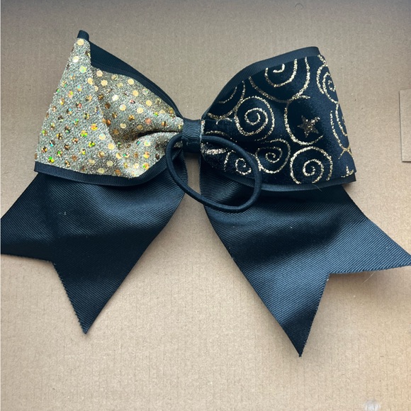 Cheer Bow - Picture 2 of 2